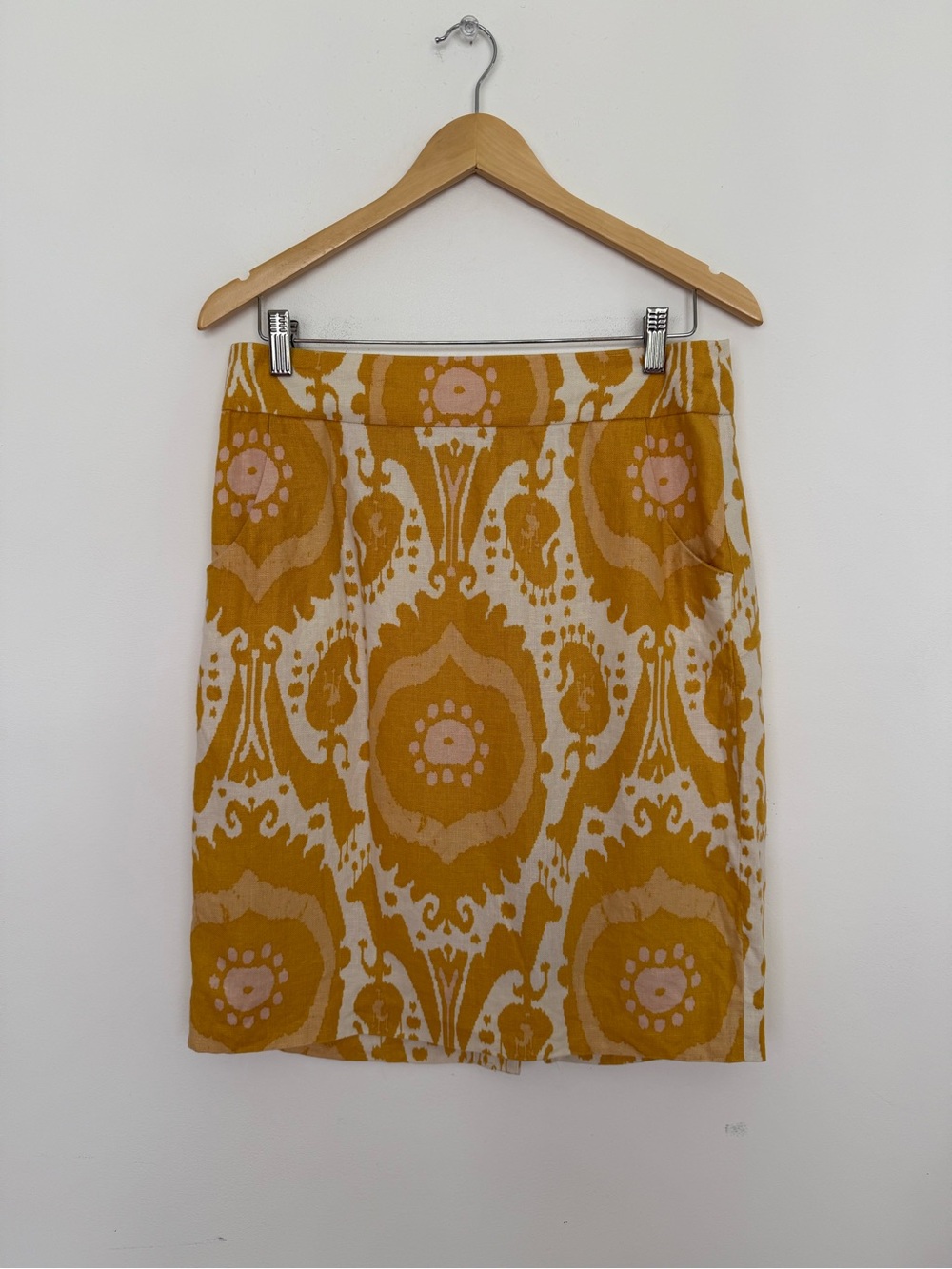 J.Crew 100% Linen Mustard Yellow Ikat Print Pencil Skirt Women's Size 6 - Picture 2 of 9